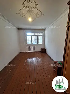 Satılır 2 otaqlı köhnə tikili 53 m²