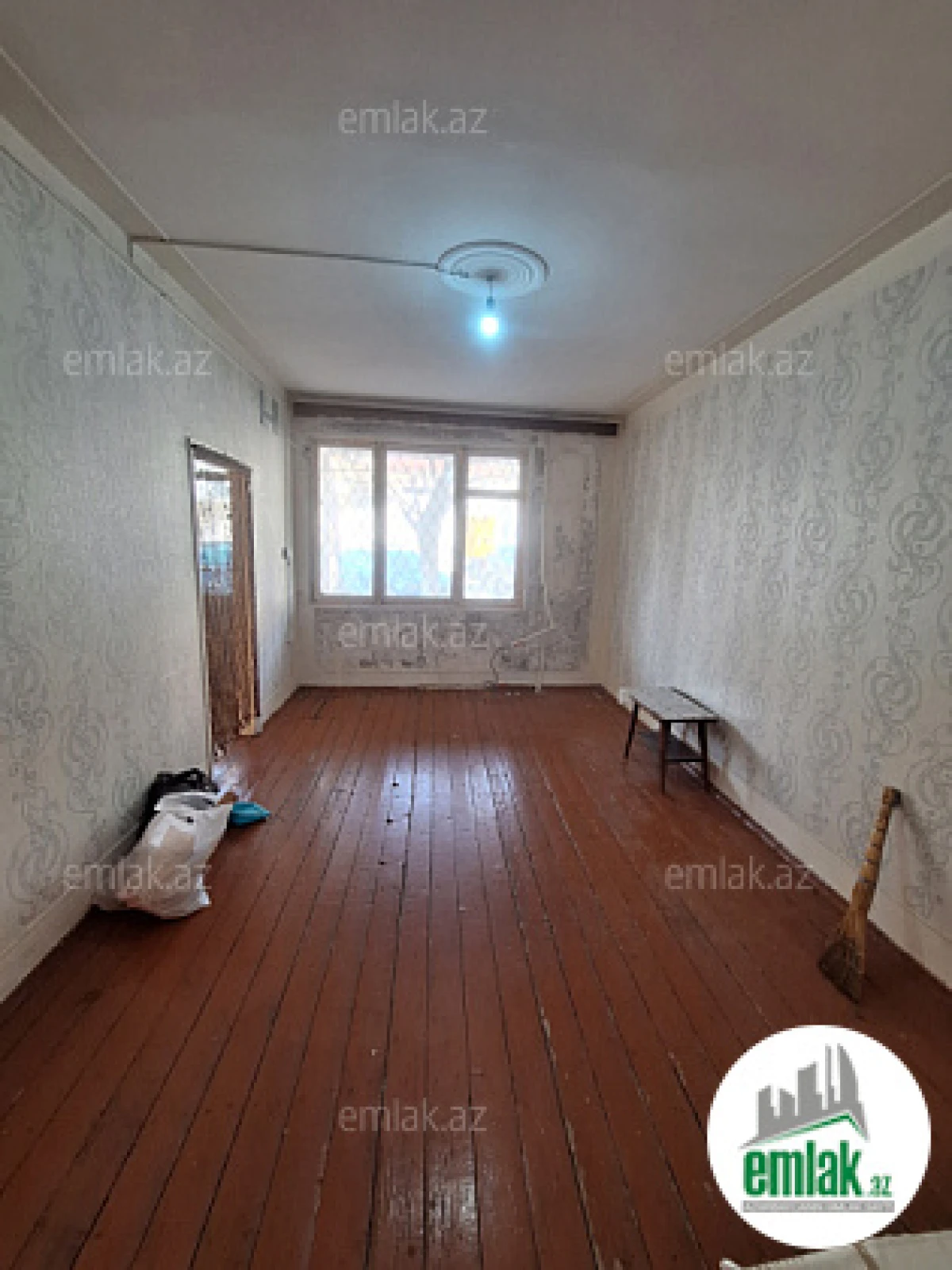 Satılır 2 otaqlı köhnə tikili 53 m²