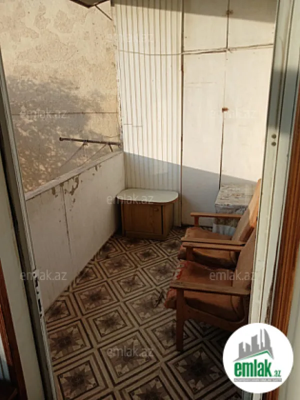 Satılır 3 otaqlı köhnə tikili 80 m²