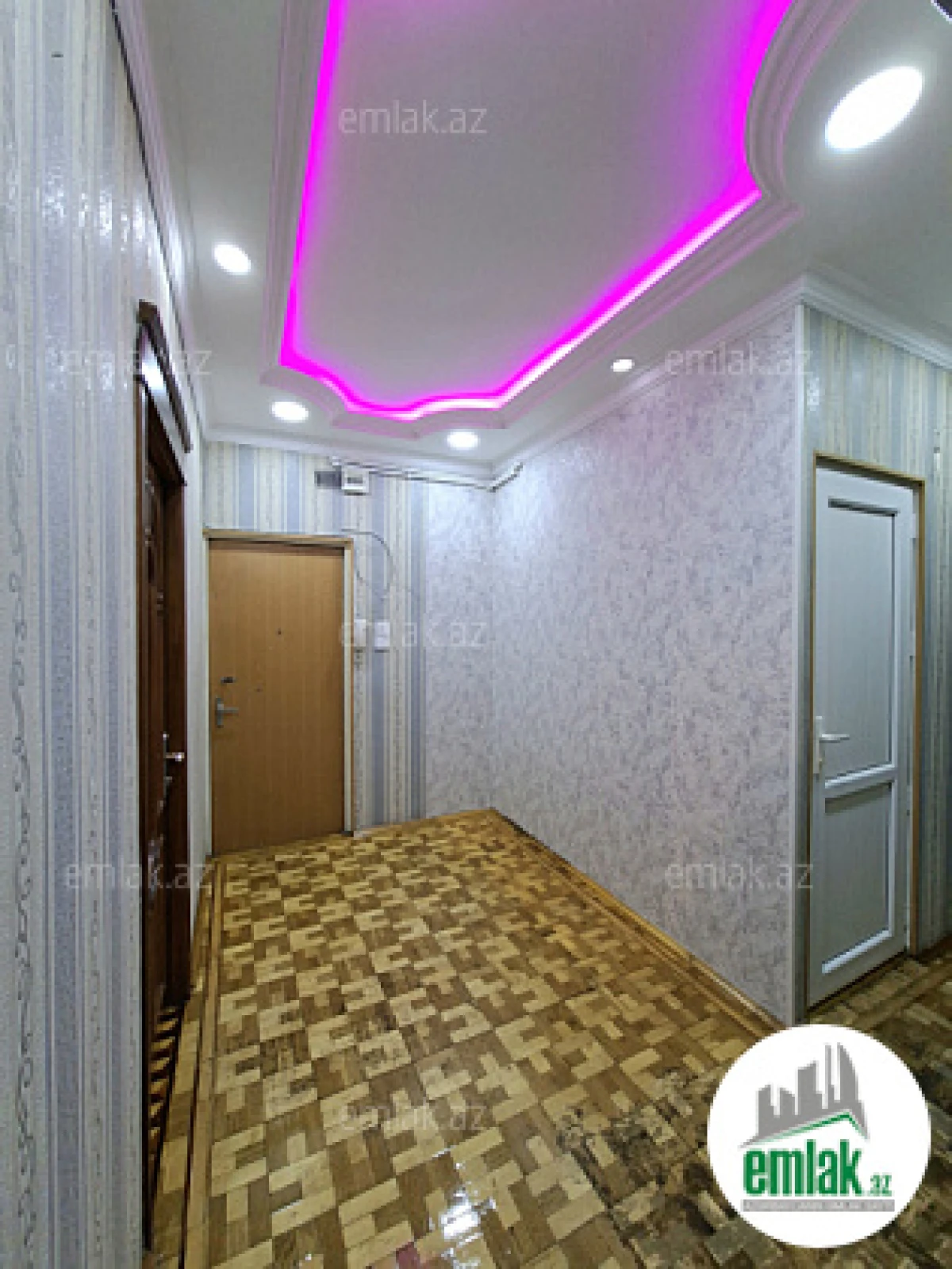 Satılır 3 otaqlı köhnə tikili 90 m²