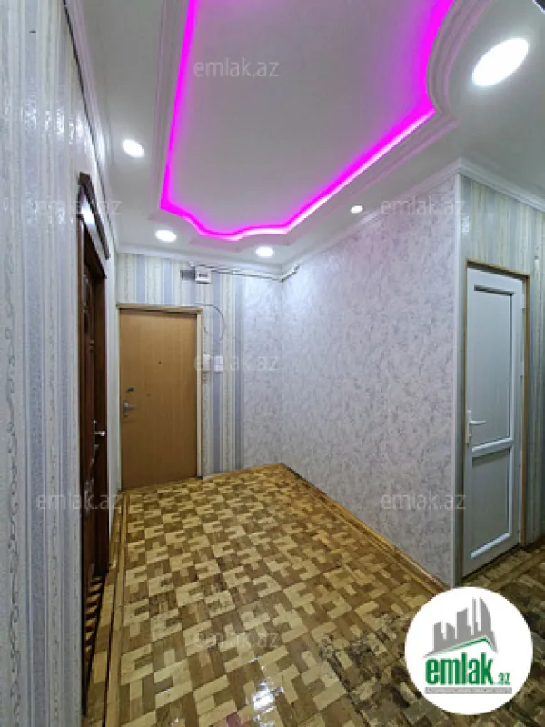 Satılır 3 otaqlı köhnə tikili 90 m²