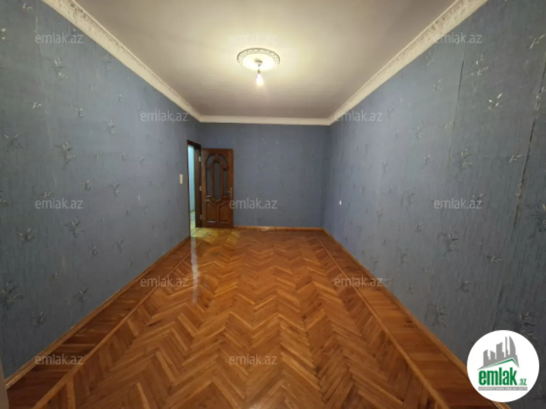 Satılır 3 otaqlı köhnə tikili 90 m²