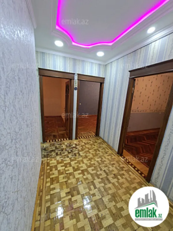 Satılır 3 otaqlı köhnə tikili 90 m²