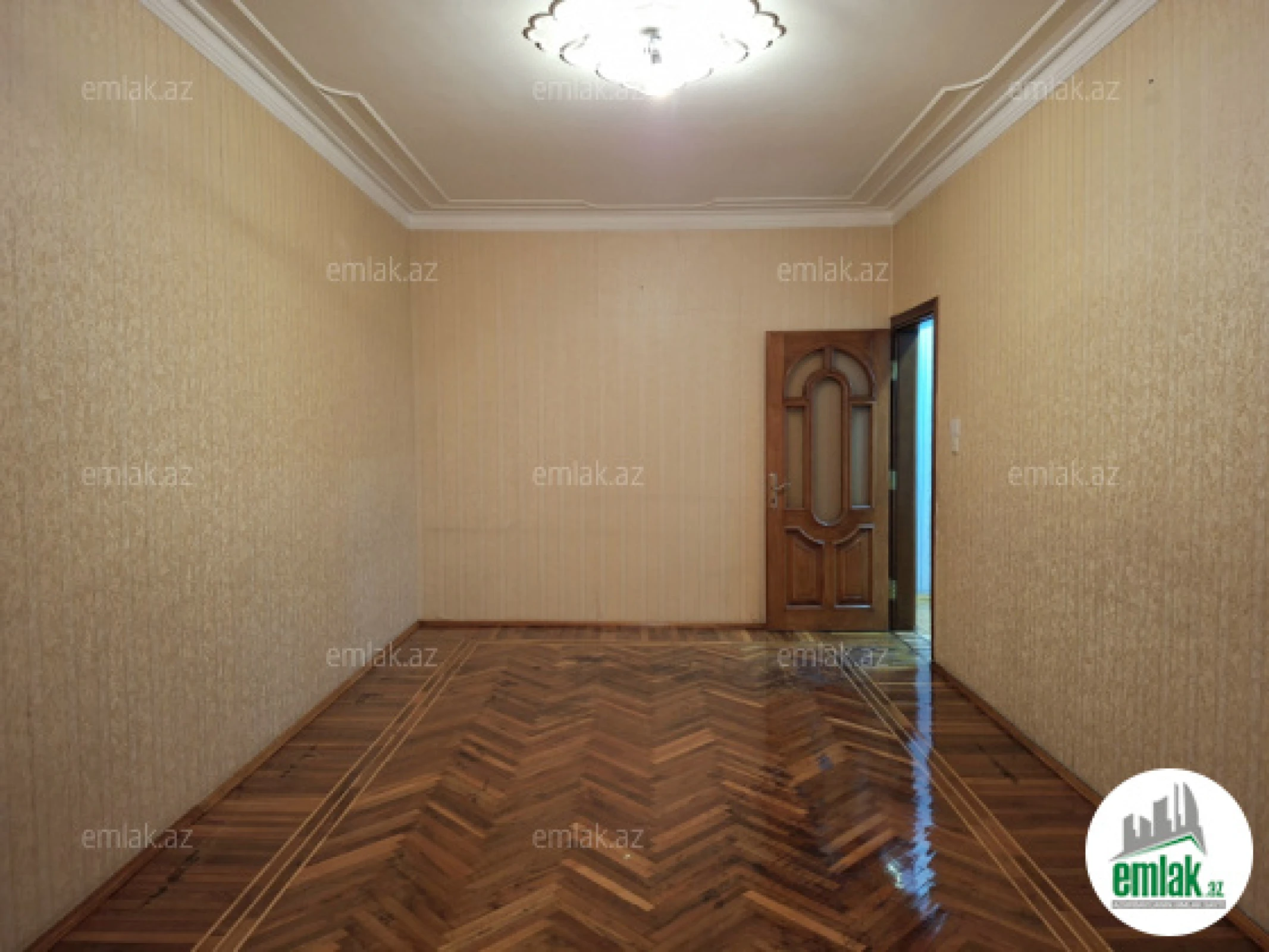 Satılır 3 otaqlı köhnə tikili 90 m²
