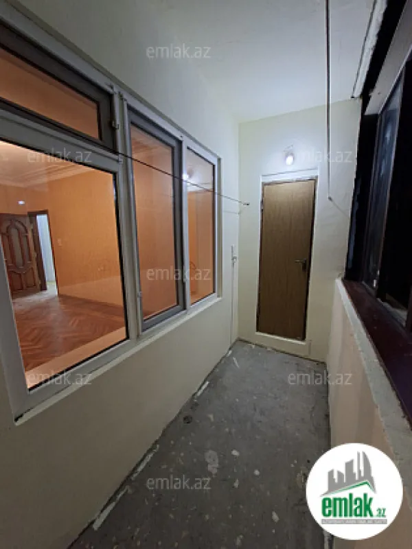 Satılır 3 otaqlı köhnə tikili 90 m²