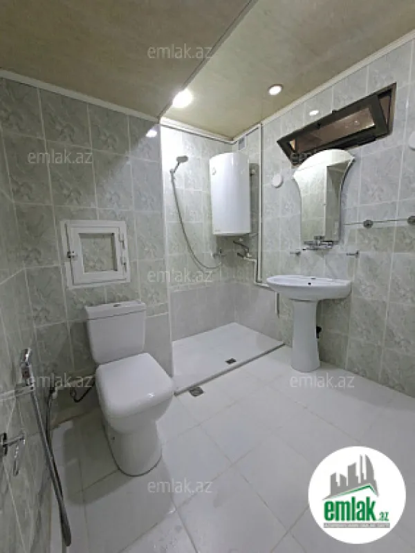 Satılır 3 otaqlı köhnə tikili 90 m²