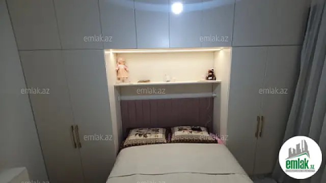 Satılır 3 otaqlı yeni tikili 80 m²