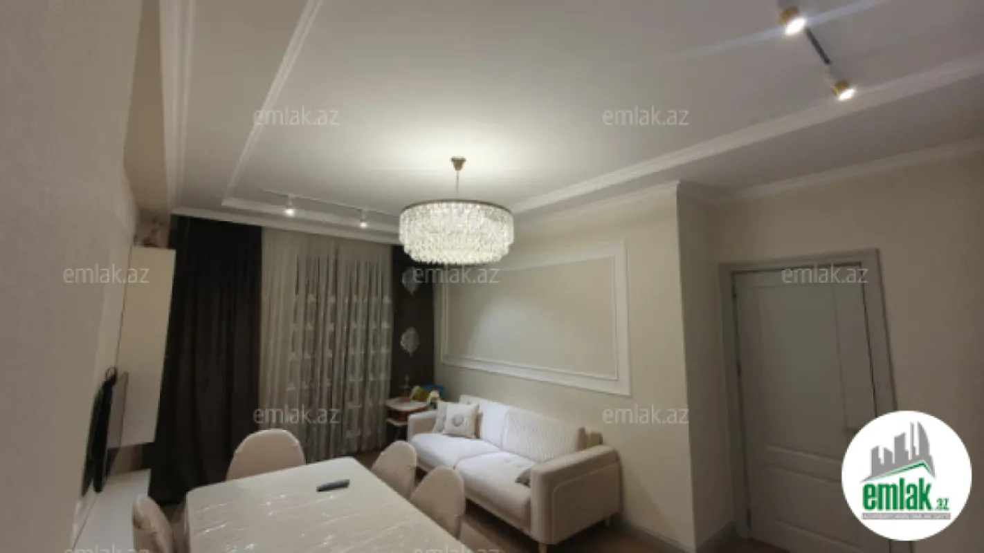 Satılır 3 otaqlı yeni tikili 80 m²