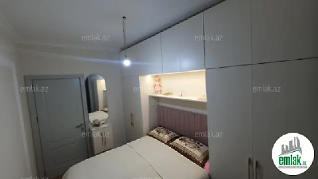 Satılır 3 otaqlı yeni tikili 80 m²