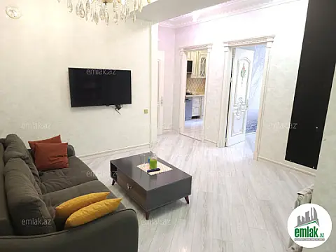 Satılır 3 otaqlı yeni tikili 90 m²