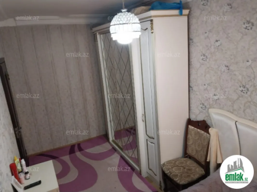 Satılır 3 otaqlı köhnə tikili 75 m²