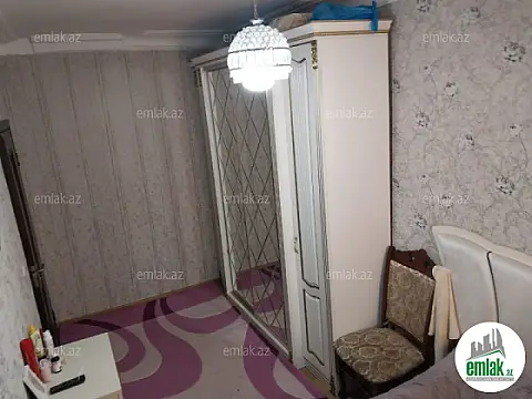 Satılır 3 otaqlı köhnə tikili 75 m²