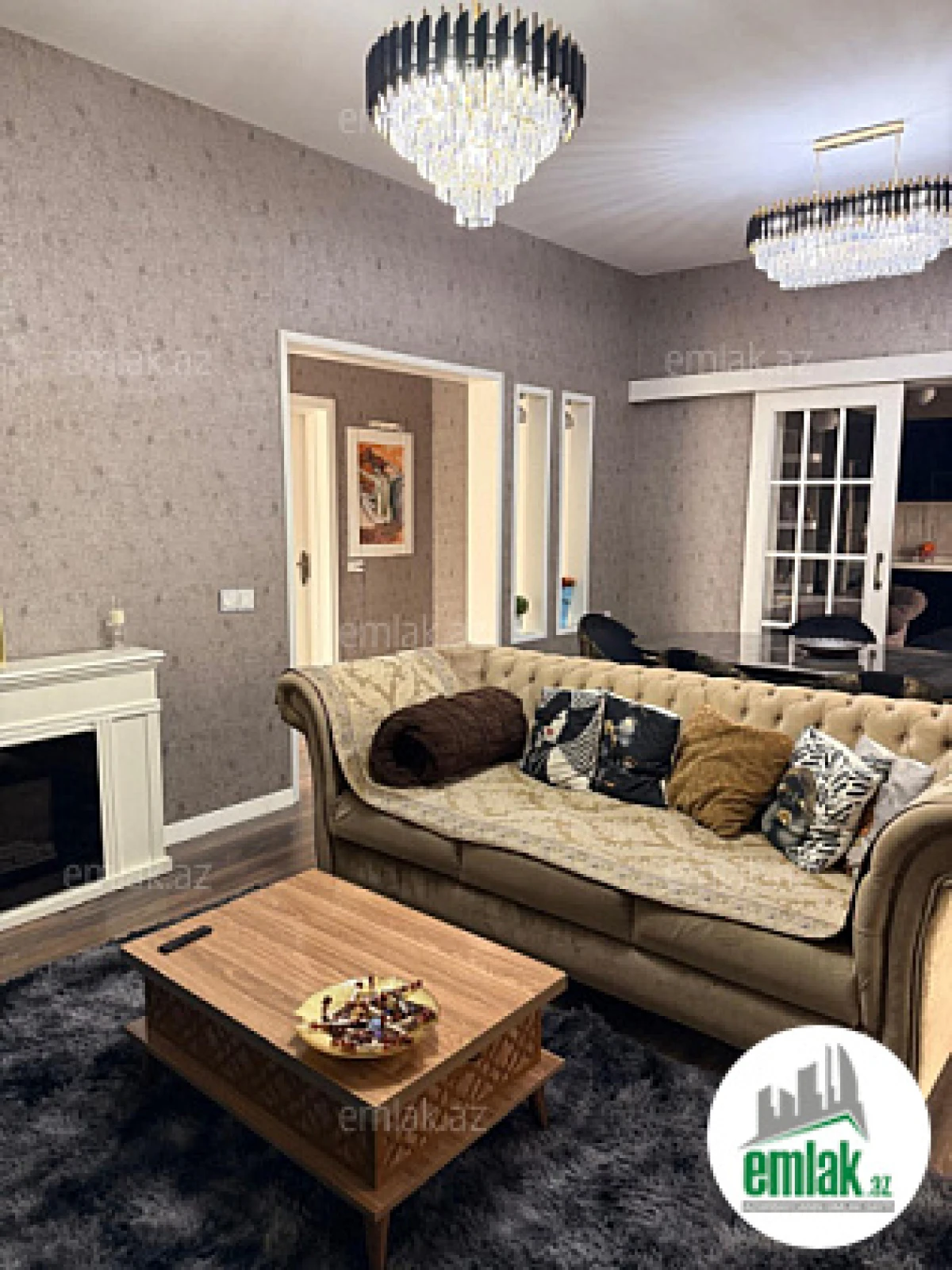 Satılır 3 otaqlı köhnə tikili 75 m²