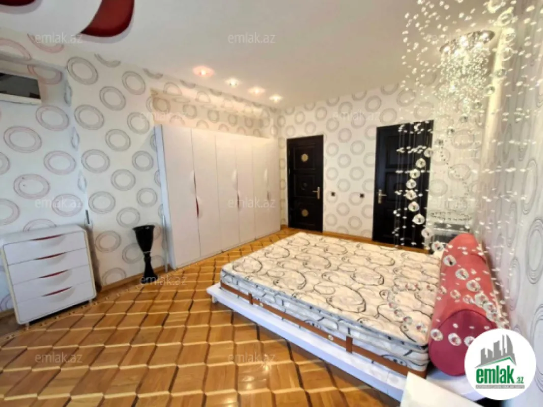 Satılır 4 otaqlı yeni tikili 183 m²