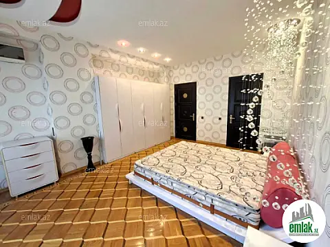 Satılır 4 otaqlı yeni tikili 183 m²