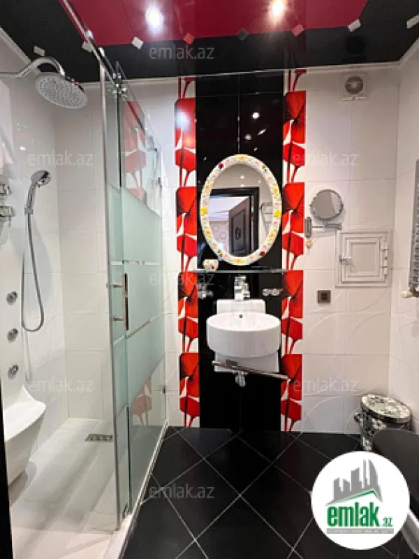 Satılır 4 otaqlı yeni tikili 183 m²