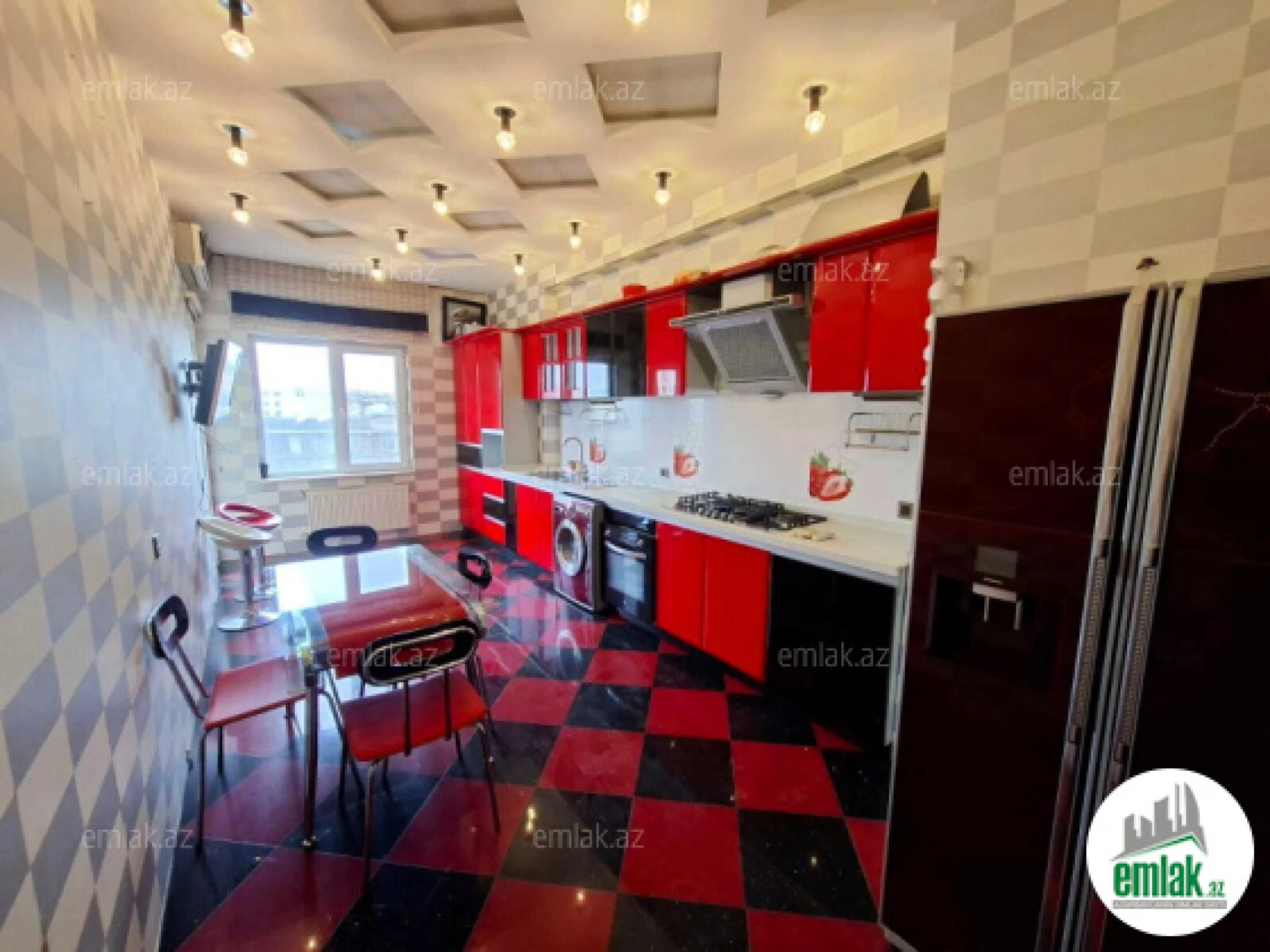 Satılır 4 otaqlı yeni tikili 183 m²