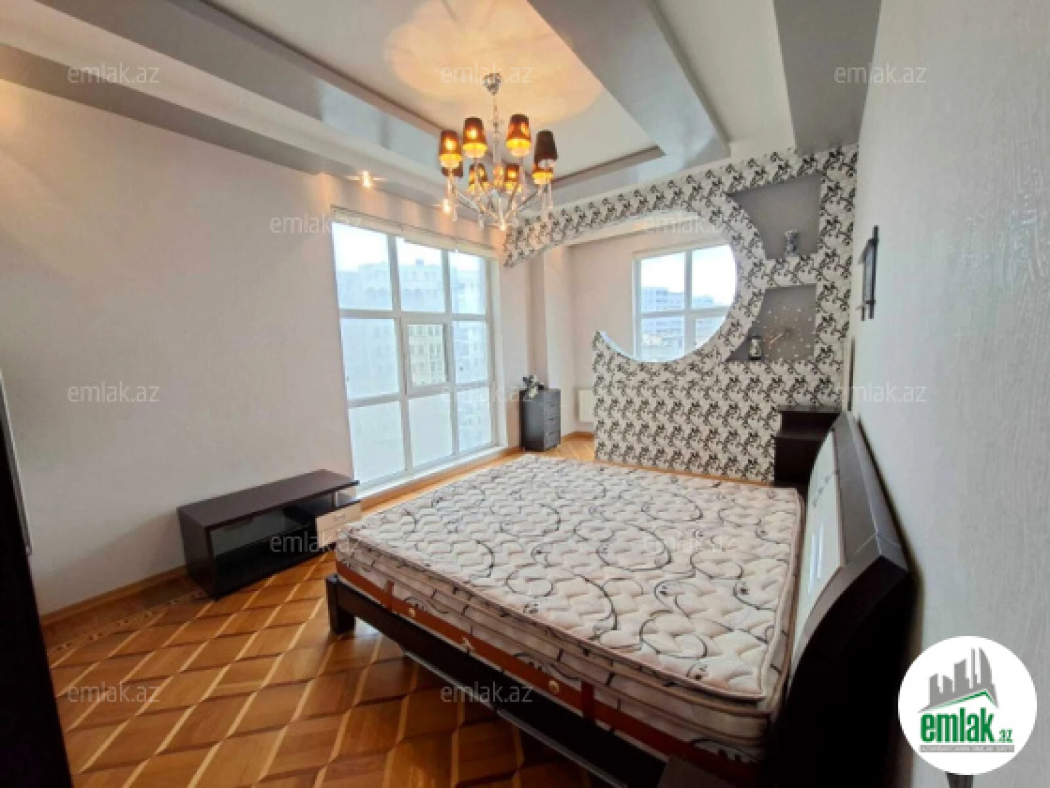 Satılır 4 otaqlı yeni tikili 183 m²