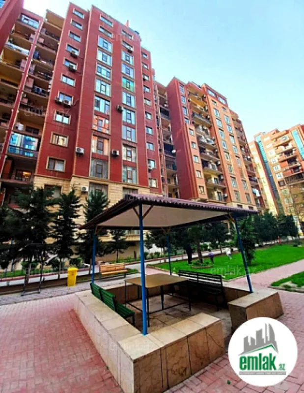Satılır 4 otaqlı yeni tikili 183 m²