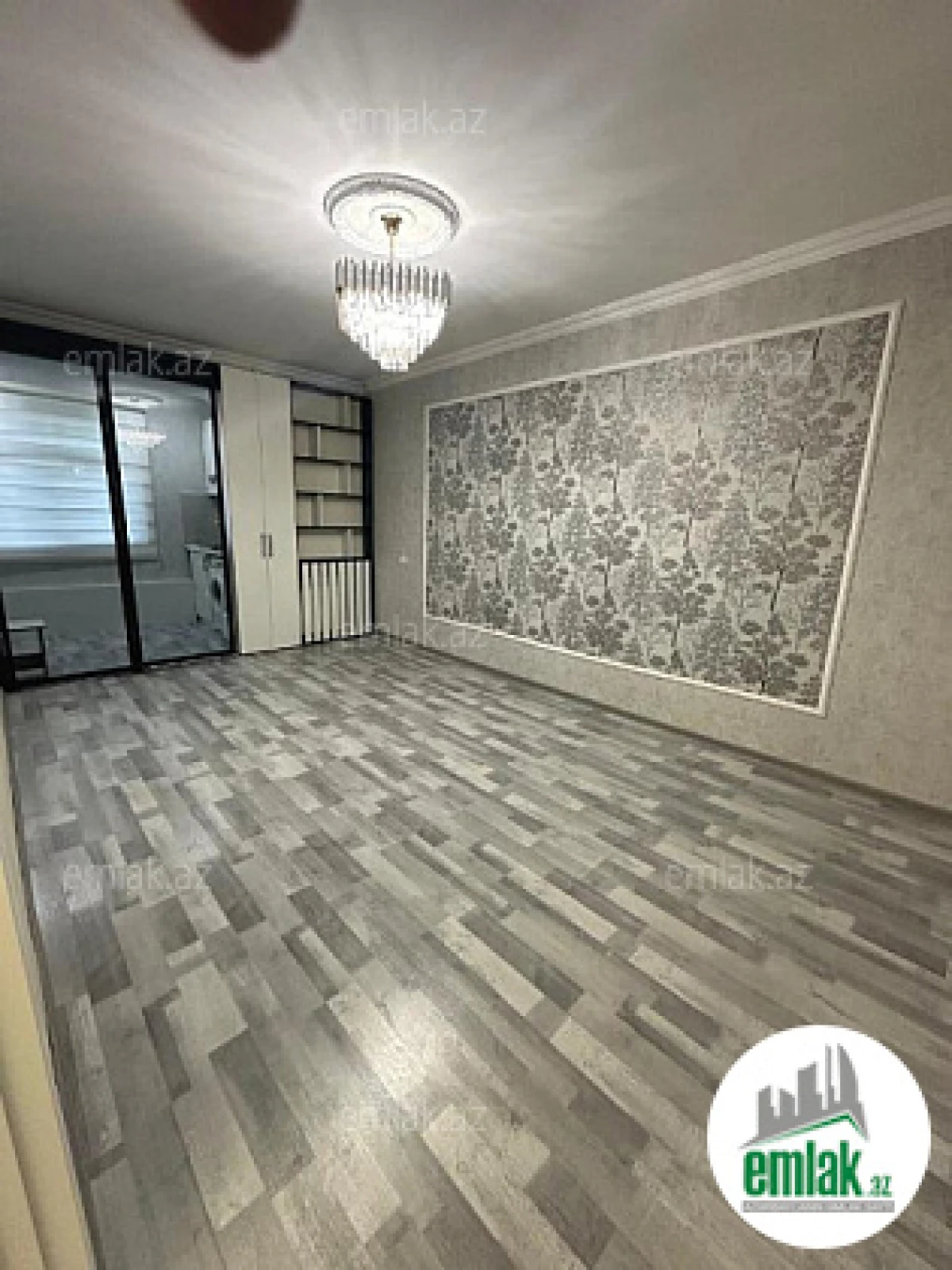 Satılır 2 otaqlı köhnə tikili 45 m²