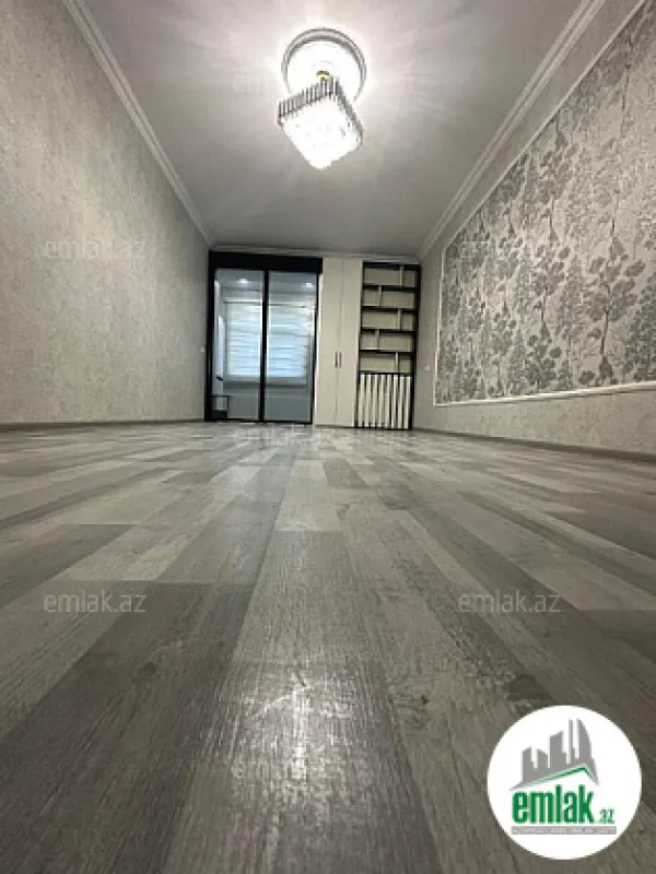Satılır 2 otaqlı köhnə tikili 45 m²