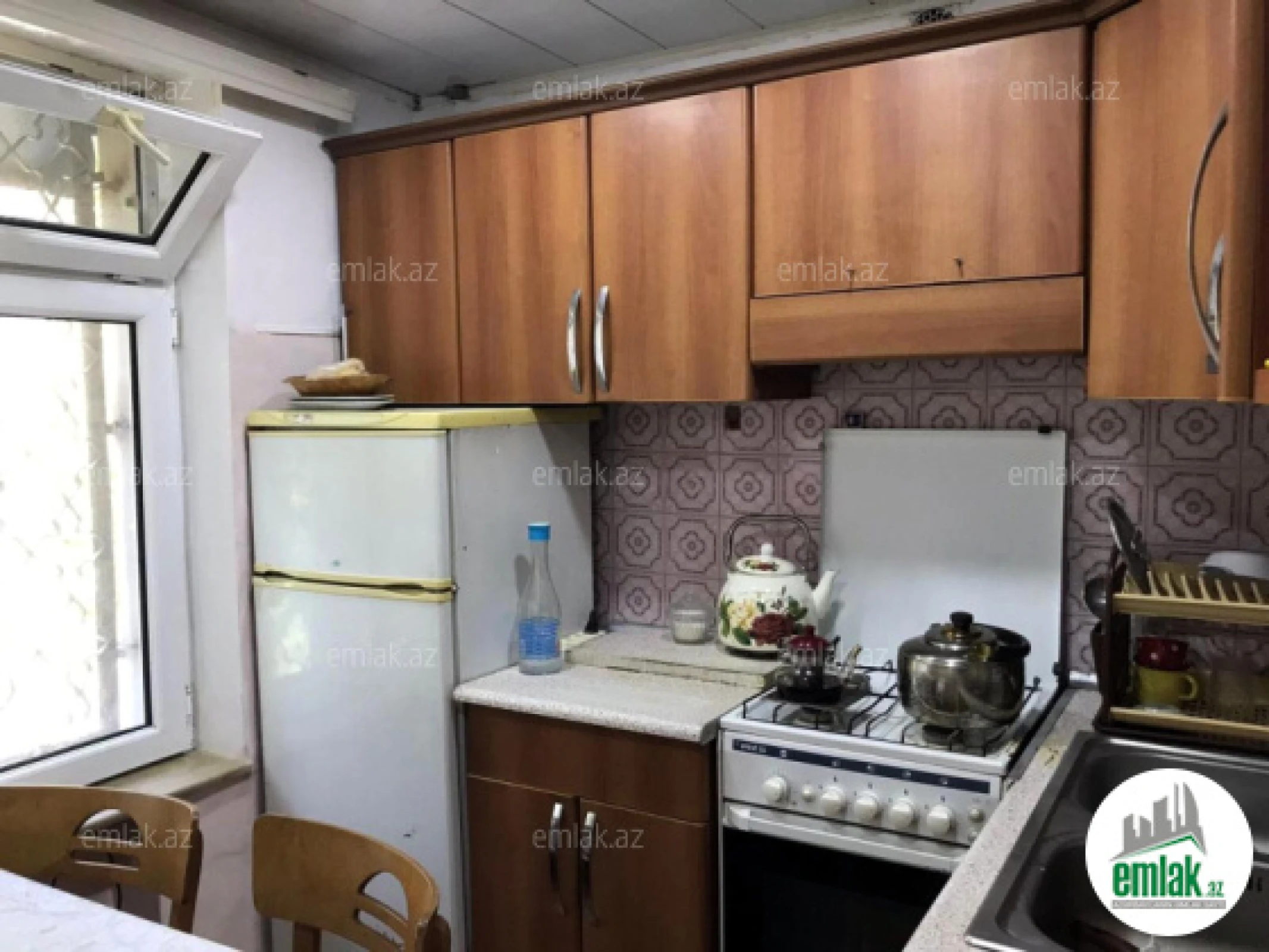 Satılır 3 otaqlı köhnə tikili 70 m²
