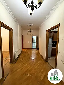 Satılır 4 otaqlı yeni tikili 175 m²