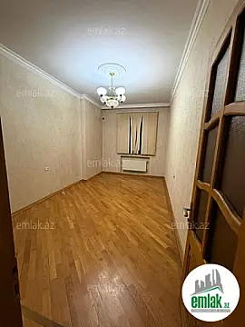 Satılır 4 otaqlı yeni tikili 175 m²