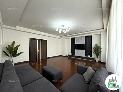 Satılır 3 otaqlı yeni tikili 136 m²