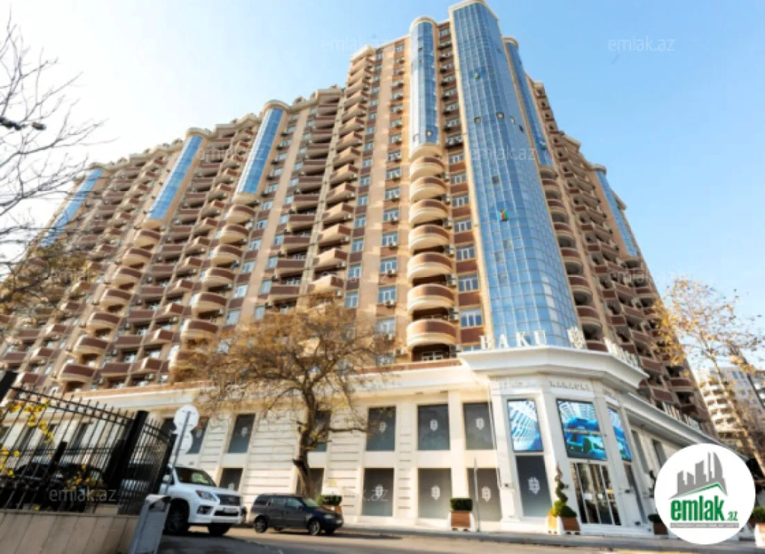 Satılır 3 otaqlı yeni tikili 136 m²