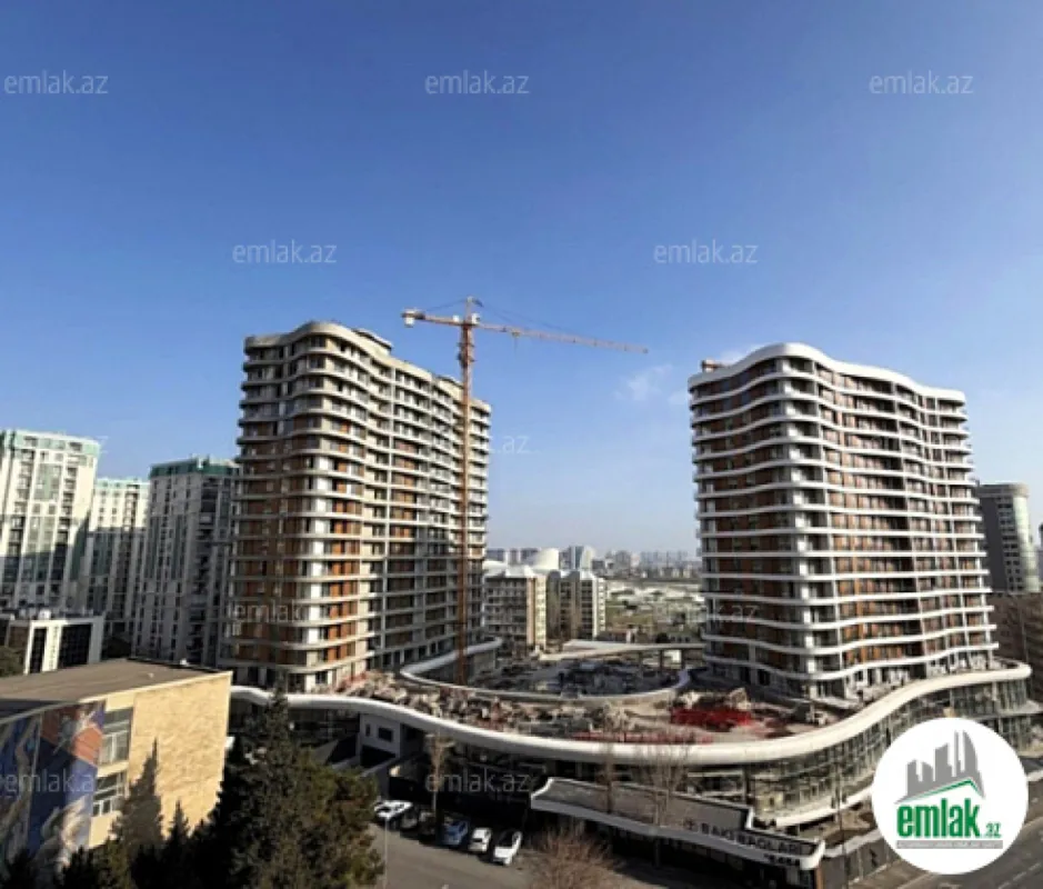 Satılır 3 otaqlı yeni tikili 136 m²