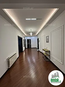 Satılır 3 otaqlı yeni tikili 136 m²