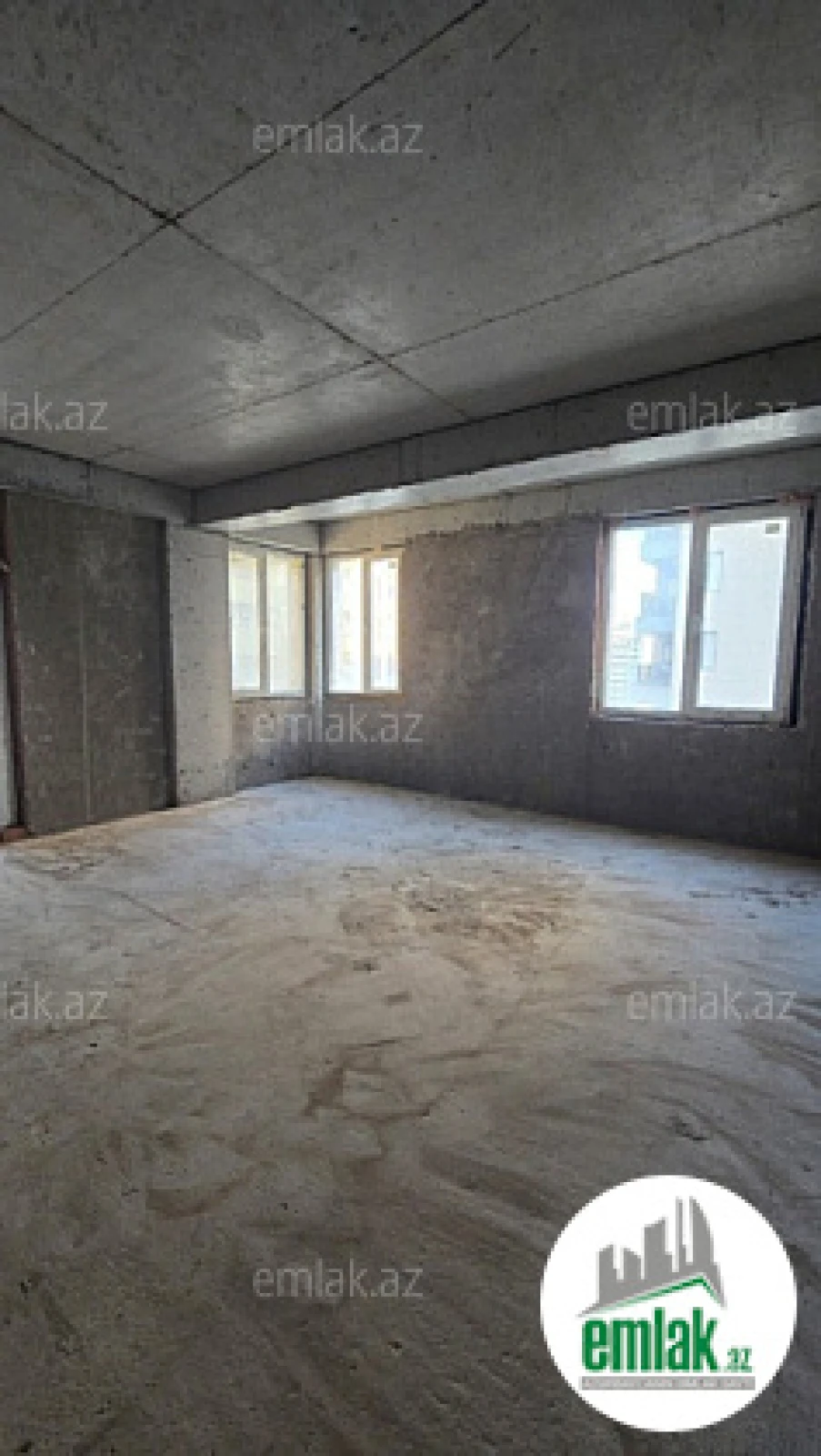 Satılır 4 otaqlı yeni tikili 195 m²