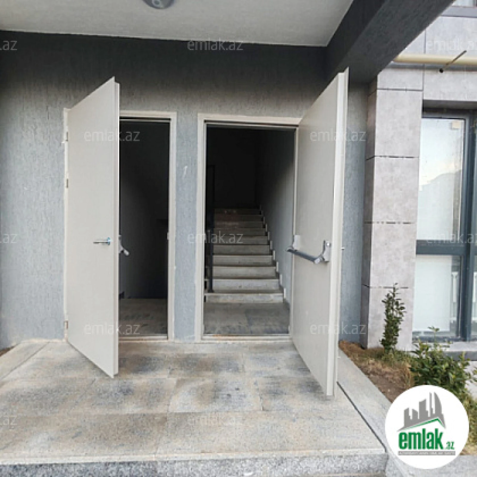 Satılır 2 otaqlı yeni tikili 65 m²