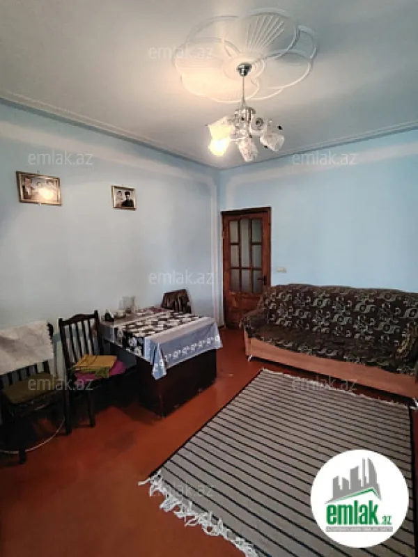 Satılır 3 otaqlı köhnə tikili 78 m²