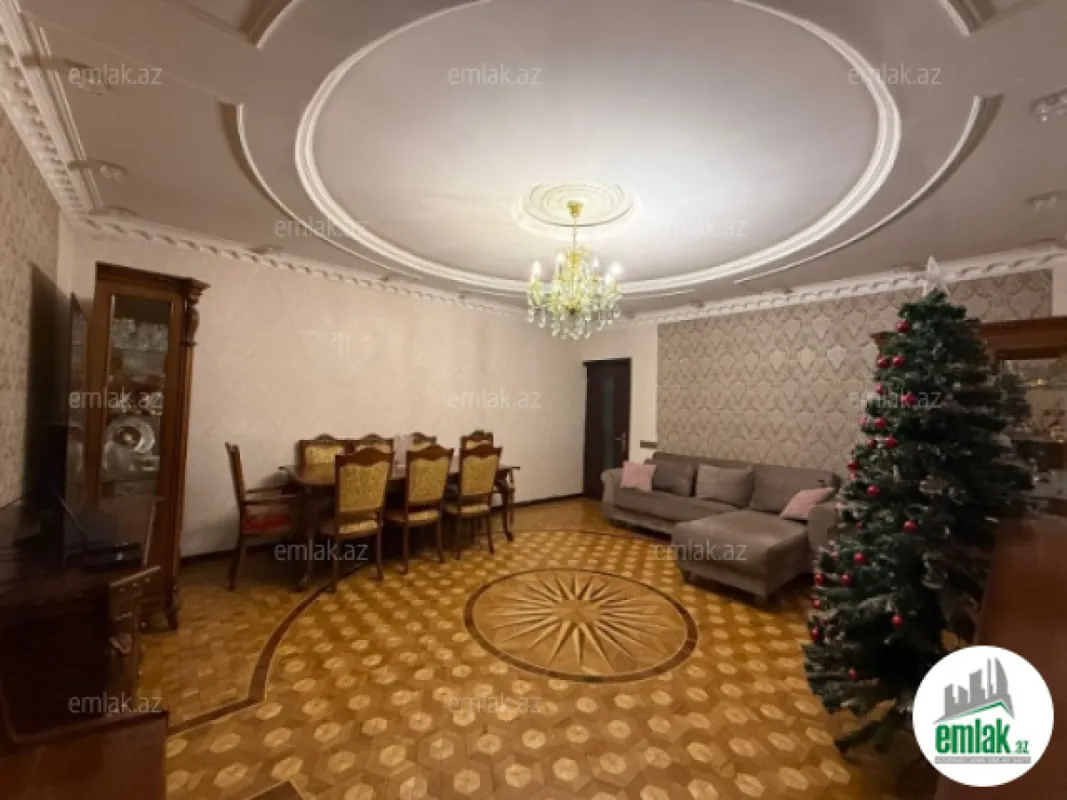Satılır 3 otaqlı yeni tikili 105 m²