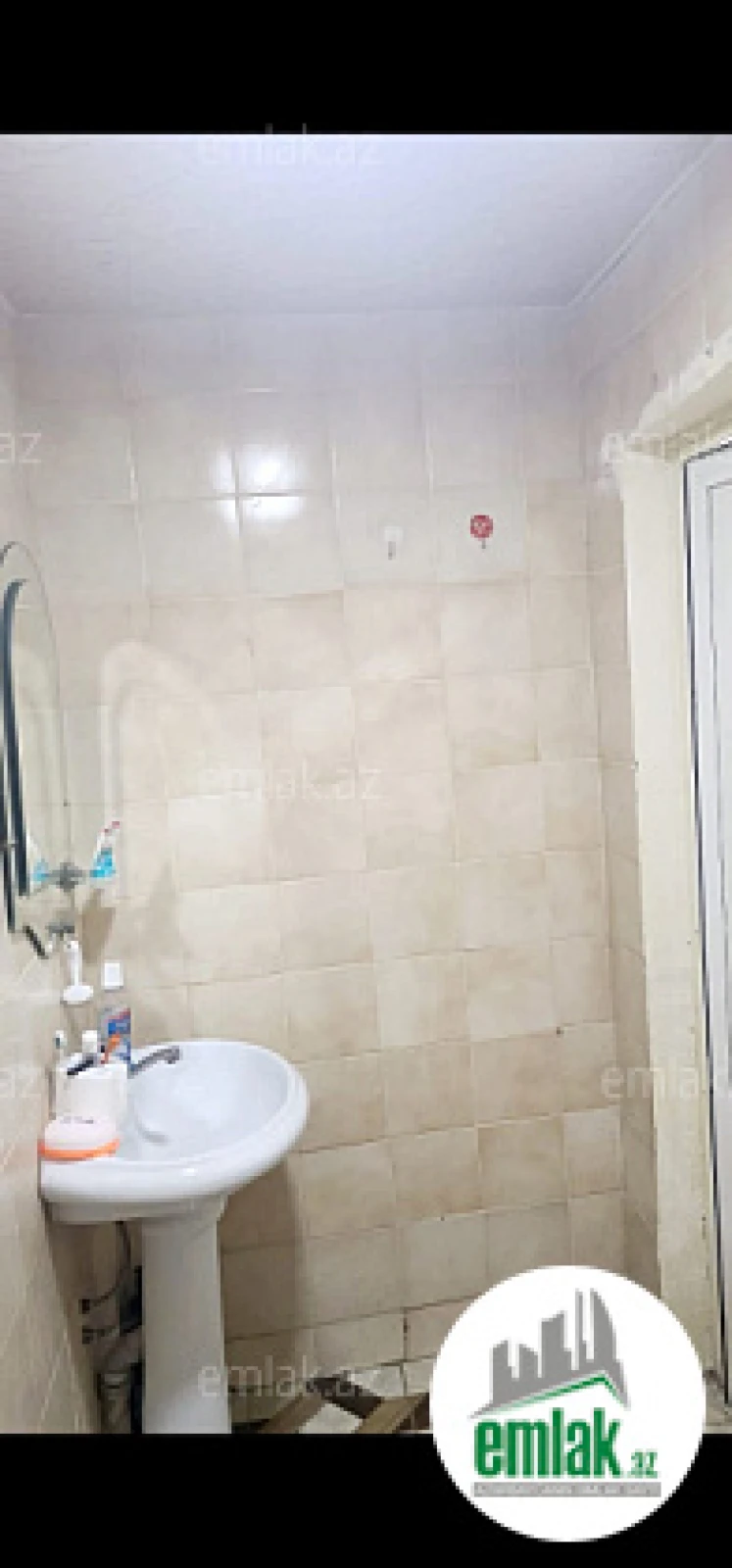 Satılır 2 otaqlı köhnə tikili 45 m²
