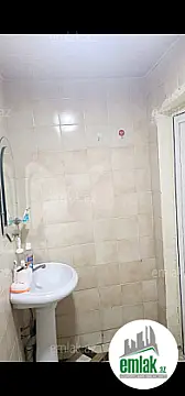 Satılır 2 otaqlı köhnə tikili 45 m²