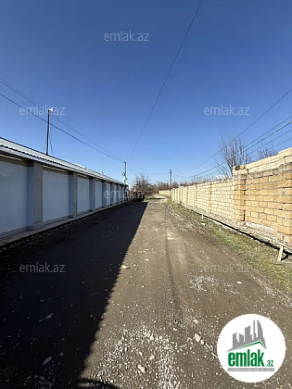 Satılır 5 otaqlı mənzil 100 m²