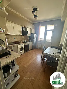 Satılır 3 otaqlı yeni tikili 95 m²