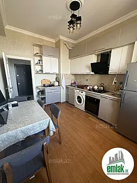 Satılır 3 otaqlı yeni tikili 95 m²