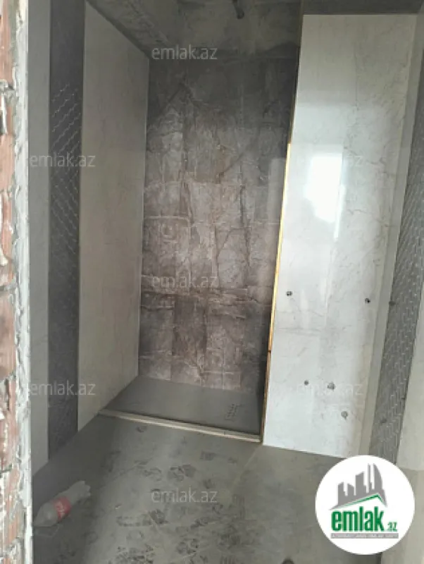 Satılır 3 otaqlı yeni tikili 129 m²