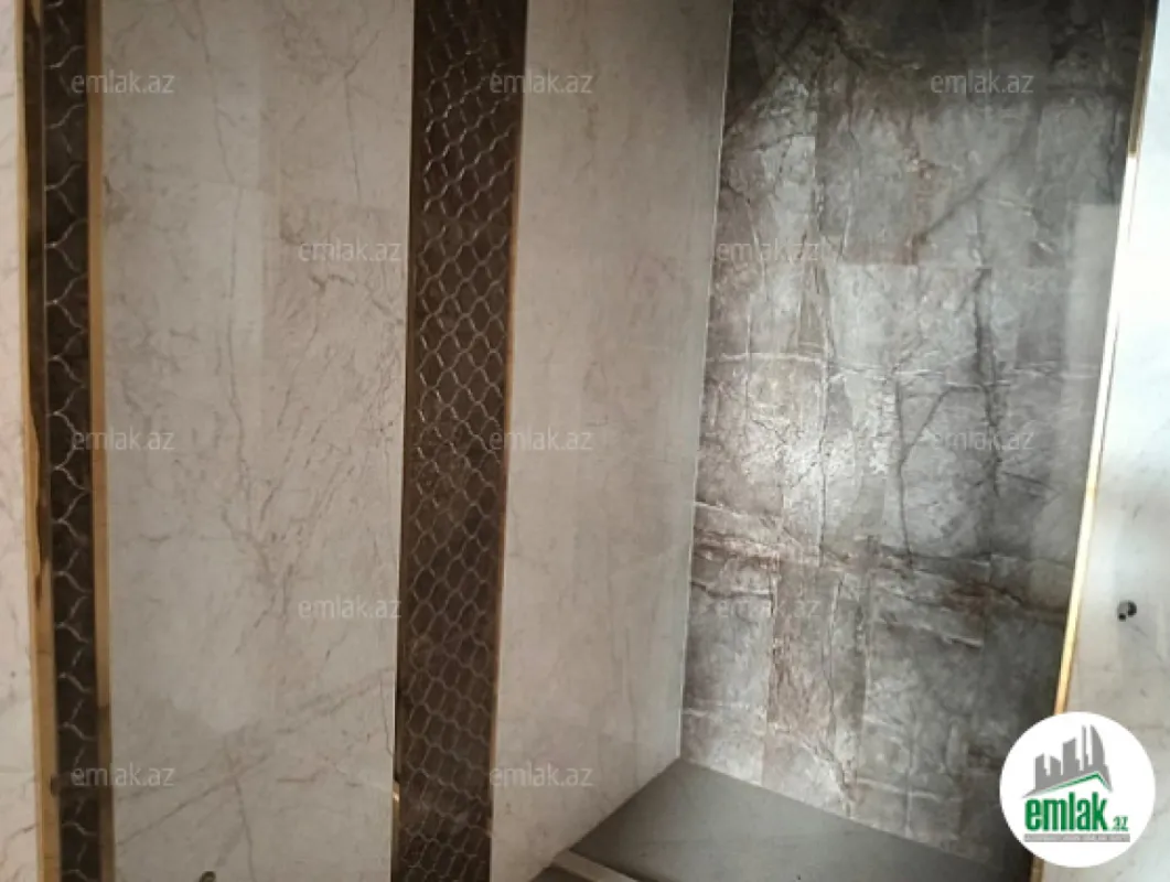 Satılır 3 otaqlı yeni tikili 129 m²