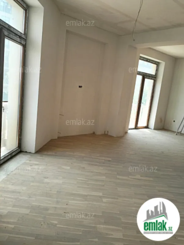 Satılır 3 otaqlı yeni tikili 129 m²