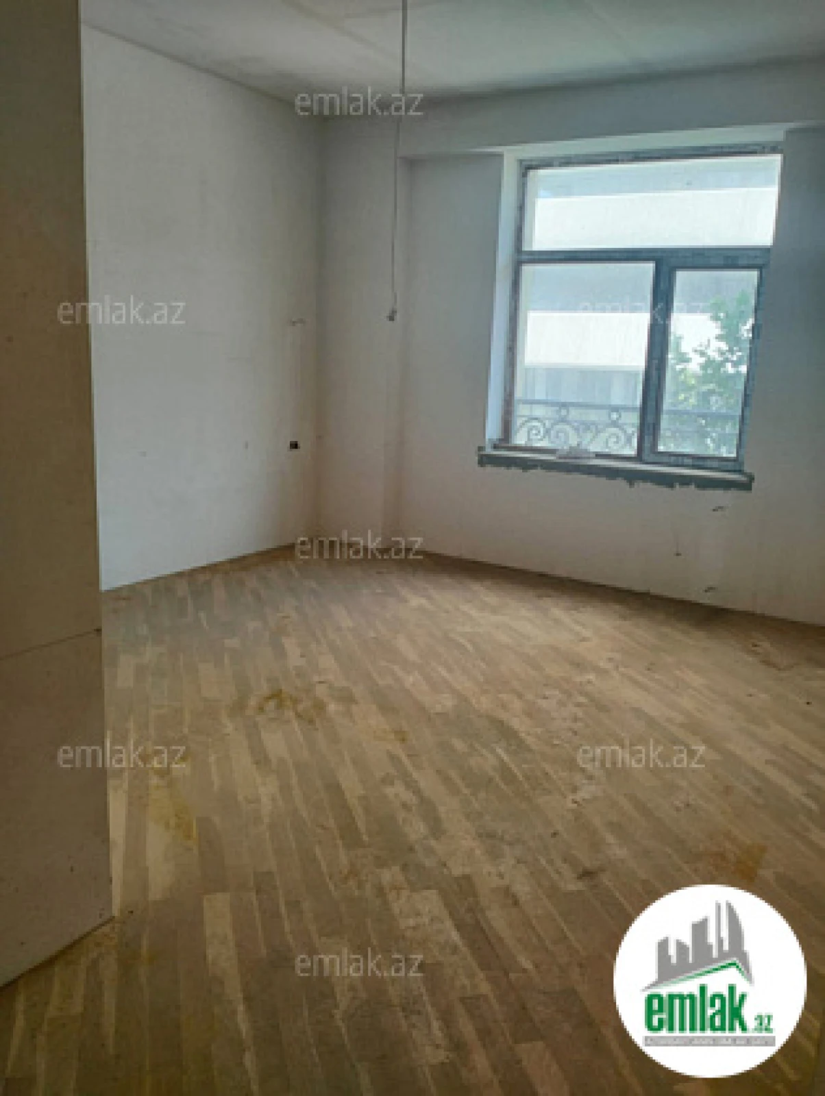 Satılır 3 otaqlı yeni tikili 129 m²