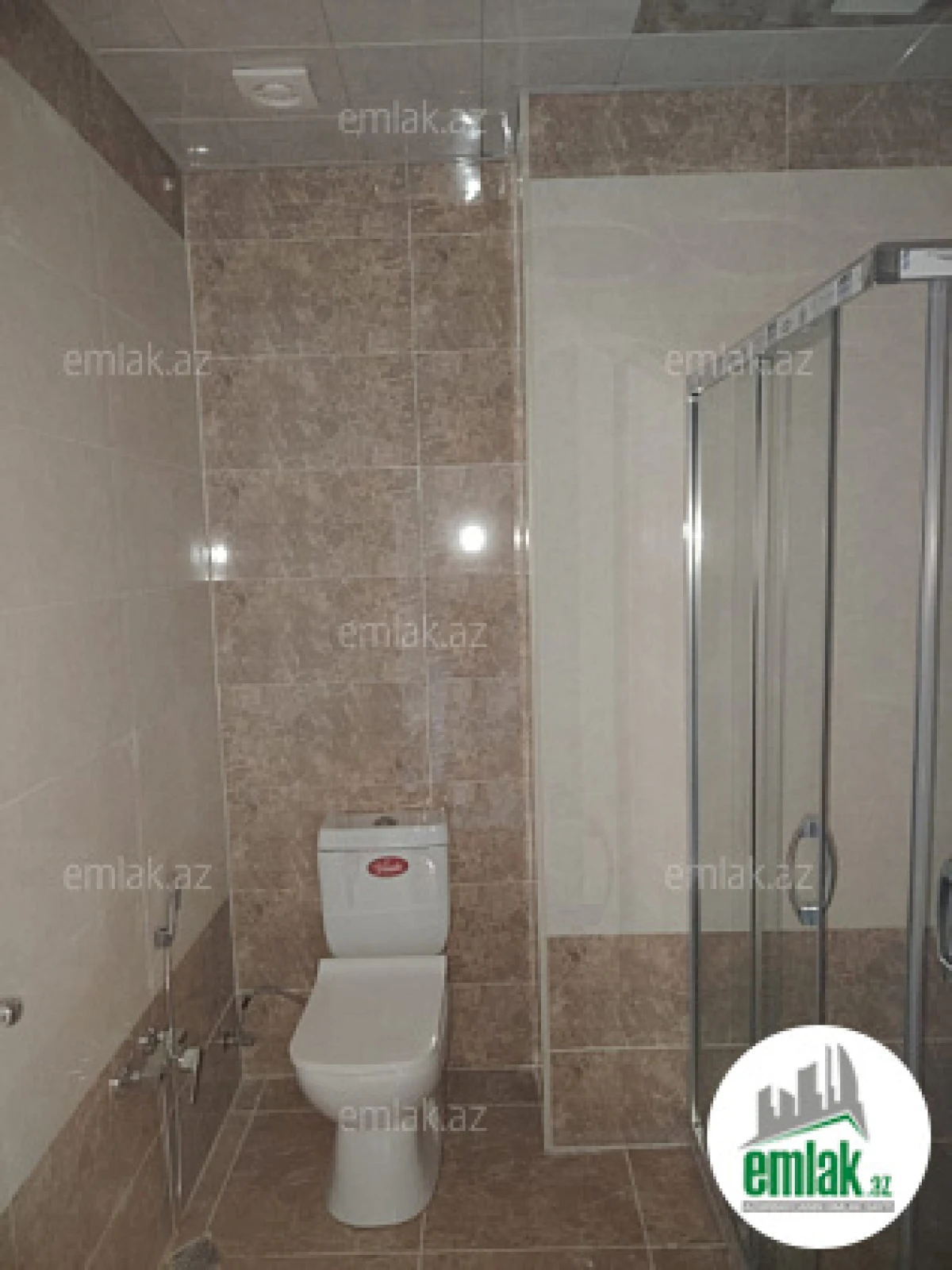 Satılır 2 otaqlı yeni tikili 74 m²