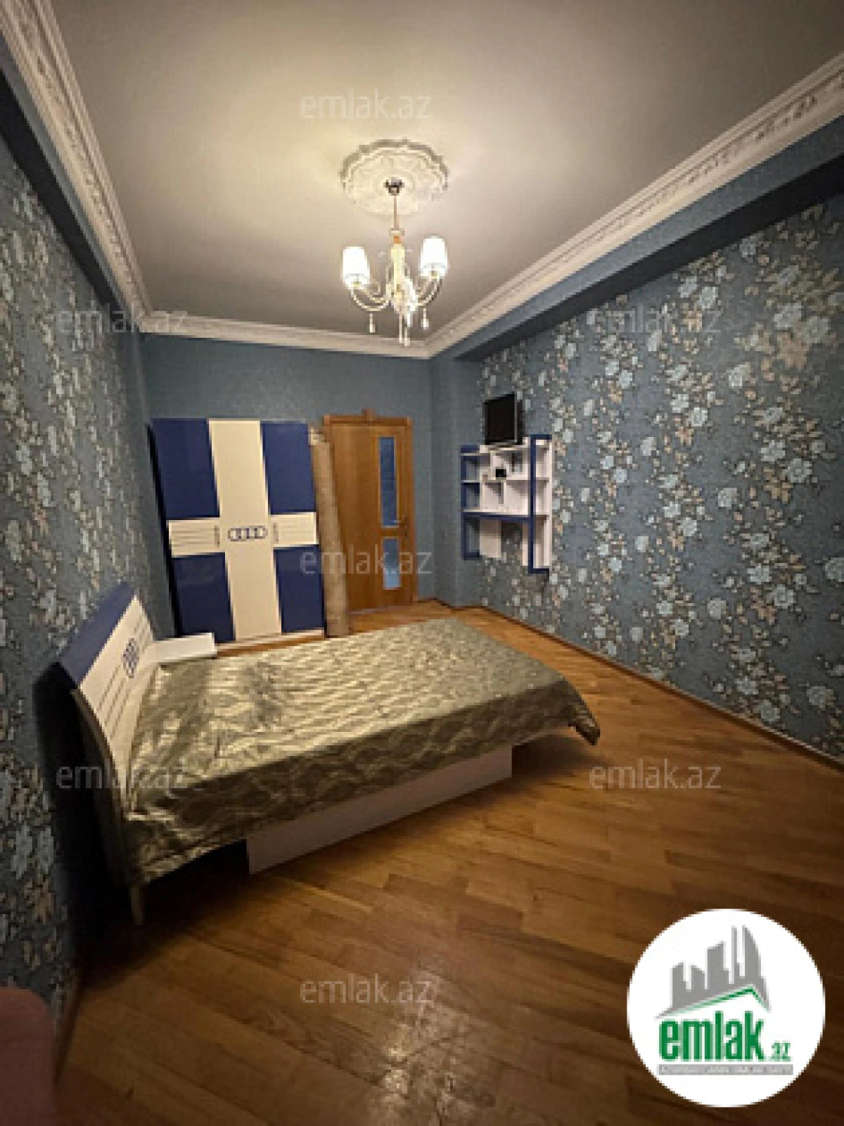 Satılır 3 otaqlı yeni tikili 130 m²