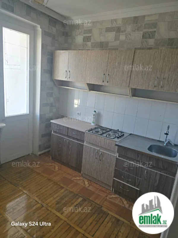 Satılır 3 otaqlı köhnə tikili 65 m²