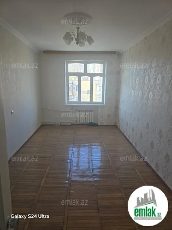 Satılır 3 otaqlı köhnə tikili 65 m²