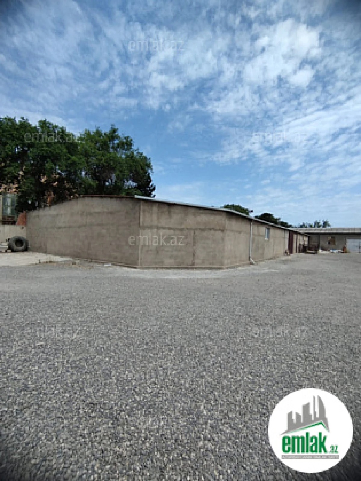 Satılır 5 otaqlı obyekt 3300 m²